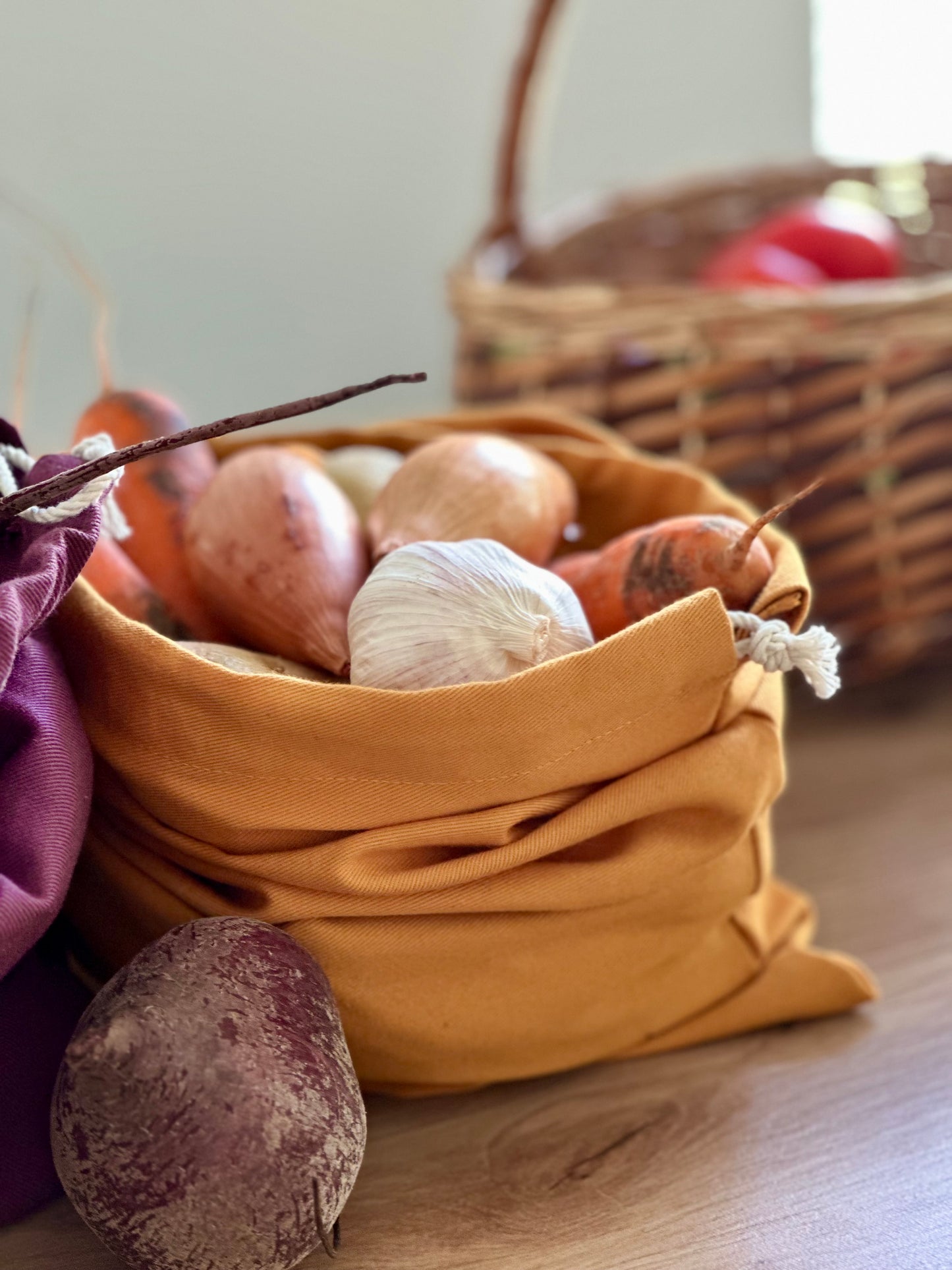 Комплект з 4 багаторазових торбинок для покупок та зберігання хліба, овочів та фруктів